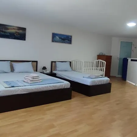 Marianna's 2 Apartment *