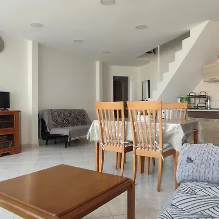 דירה Marianna's 2 *