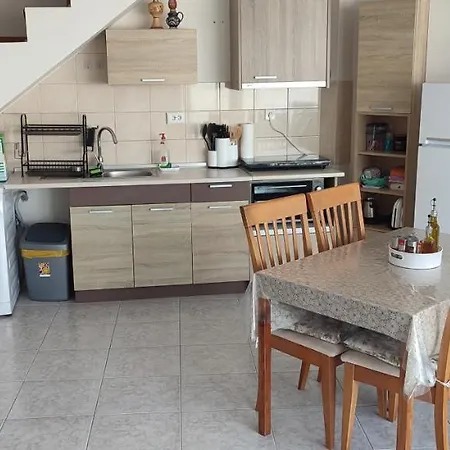 דירה Marianna's 2 ניאה מודאניה