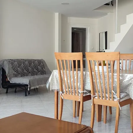 Marianna's 2 דירה